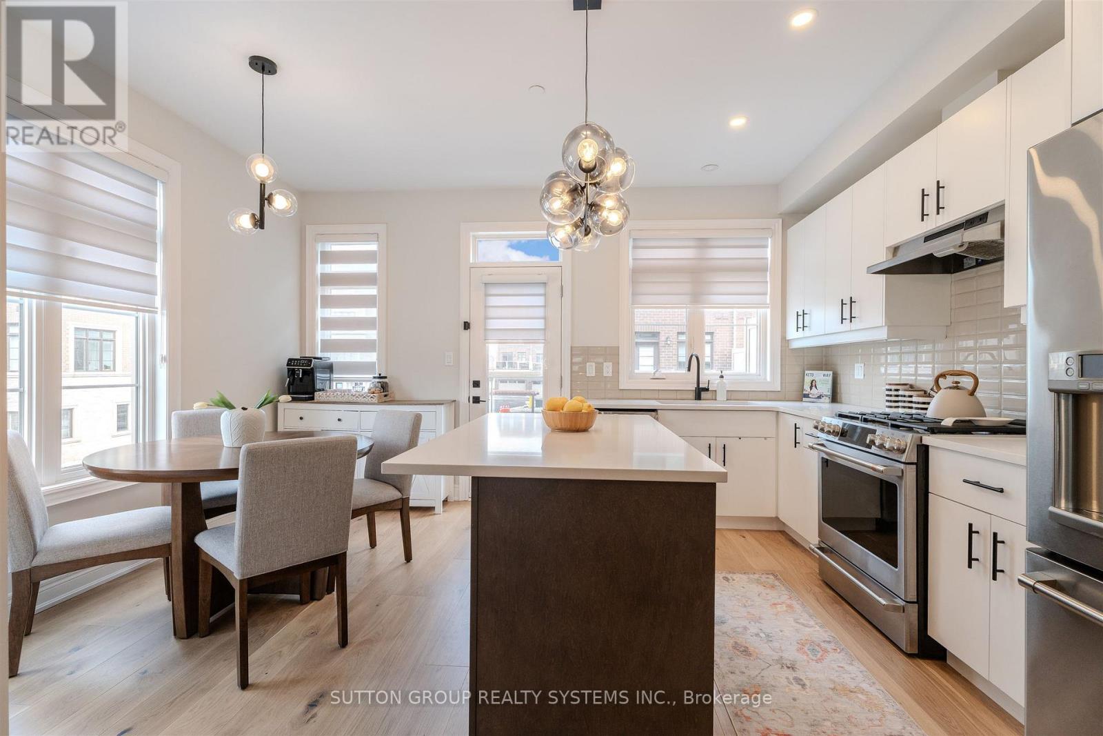 8 - 2119 Lillykin Street, Oakville, Ontario  L6H 8A5 - Photo 15 - W12901498