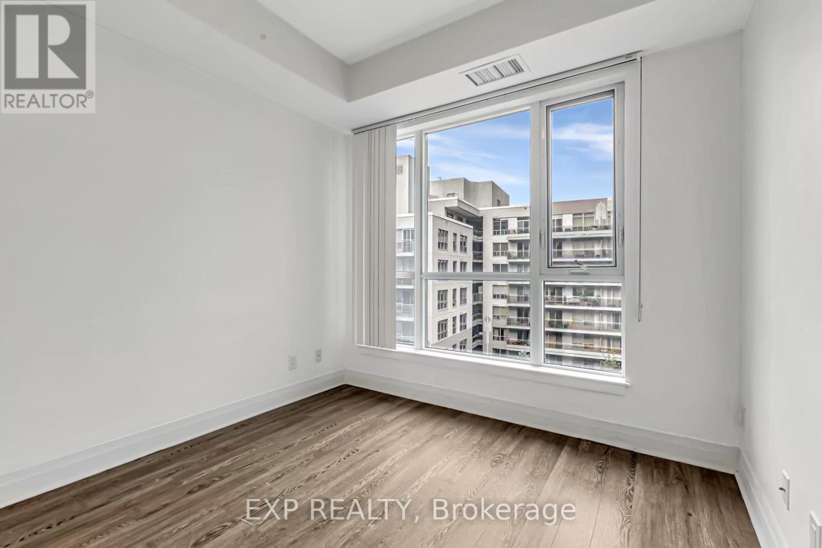 401 - 17 KENASTON GARDENS, Toronto, Ontario