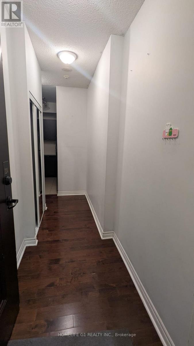 324 - 385 Prince Of Wales Drive, Mississauga, Ontario  L5B 0C6 - Photo 3 - W13172538
