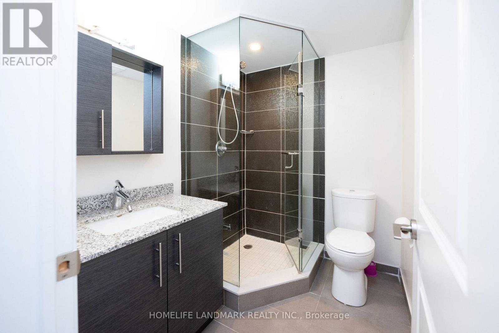 319 South Park Road, Markham, Ontario  L3T 0B9 - Photo 5 - N13172572