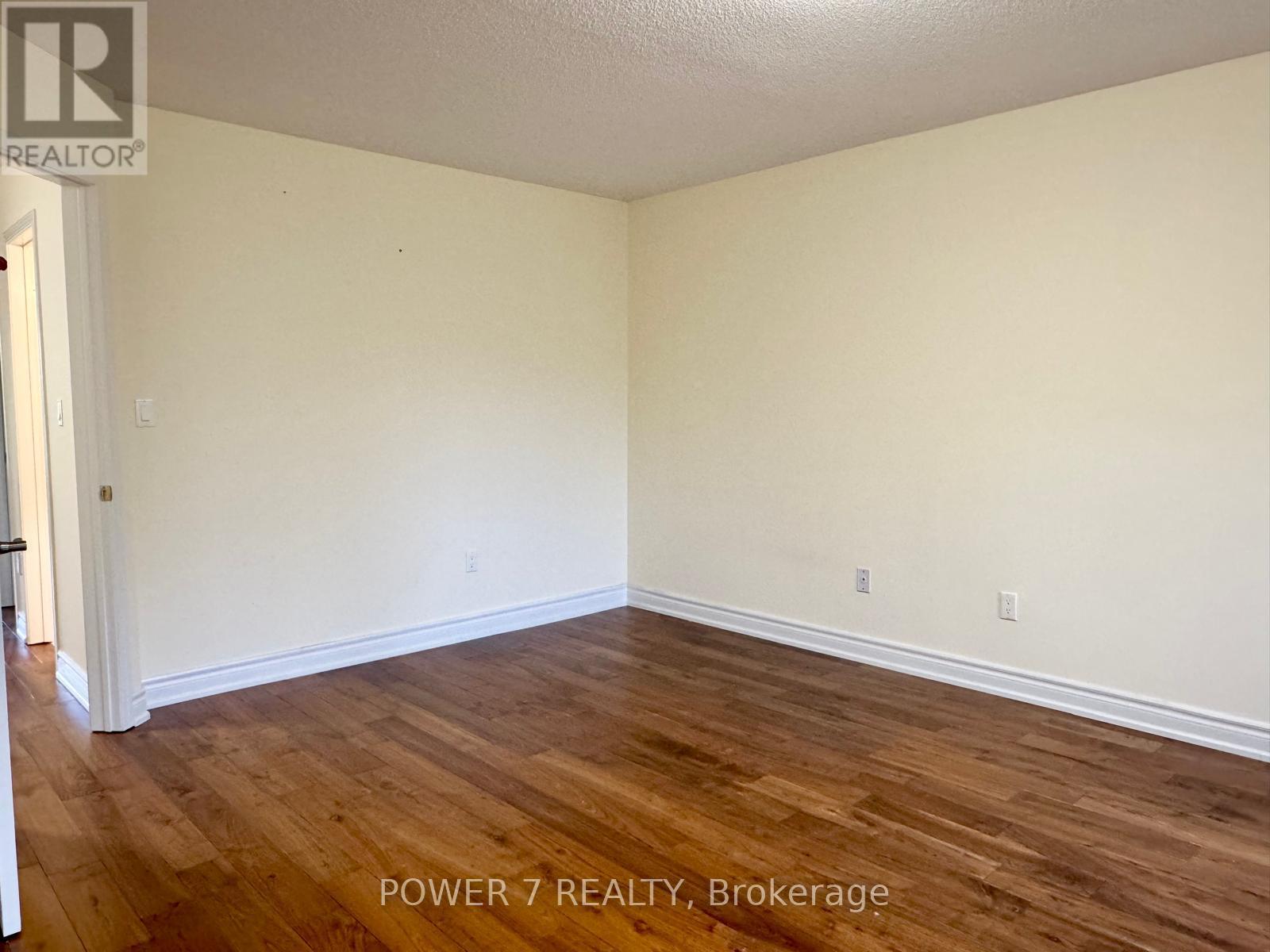 8 Zermatt Way, Markham, Ontario  L3R 5H9 - Photo 10 - N13172626