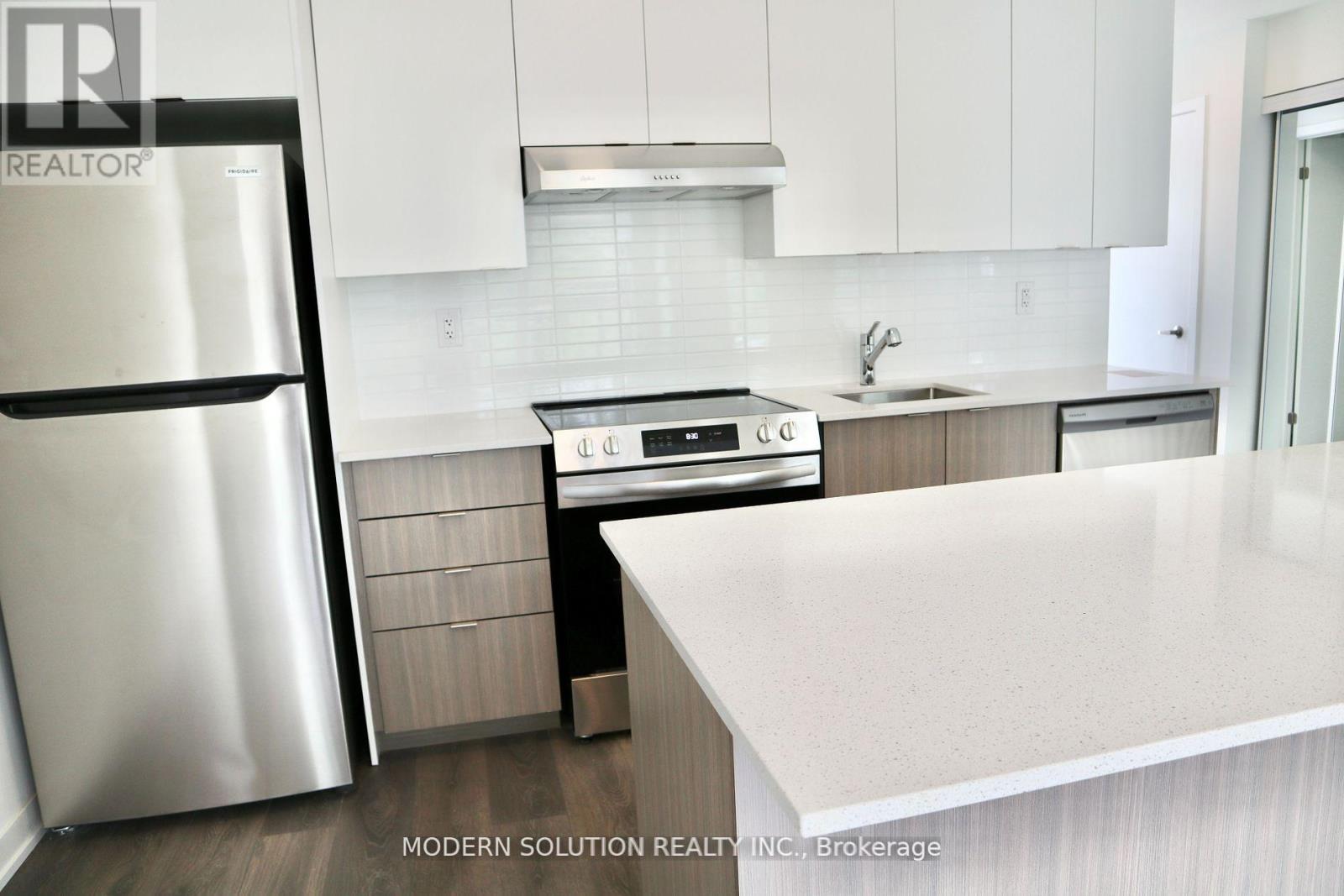 208 - 155 Canon Jackson Drive, Toronto, Ontario  M6M 0E1 - Photo 4 - W13172596