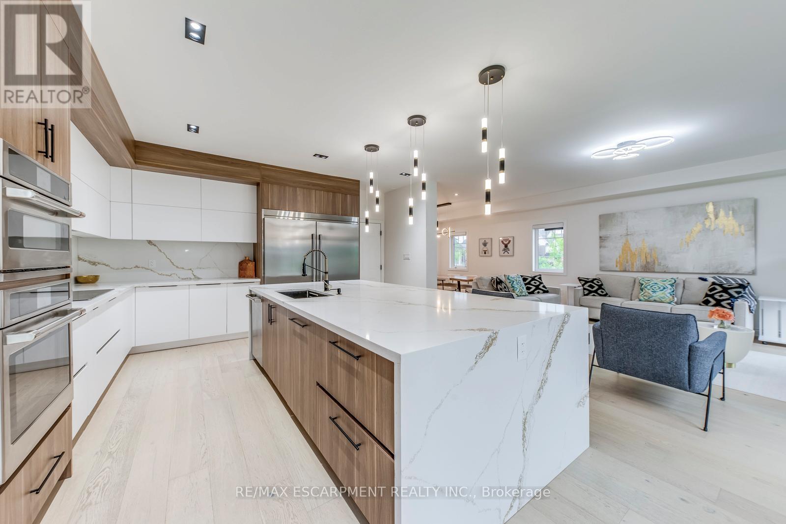 3937 Leonardo Street, Burlington, Ontario  L7M 0Z8 - Photo 13 - W13172630