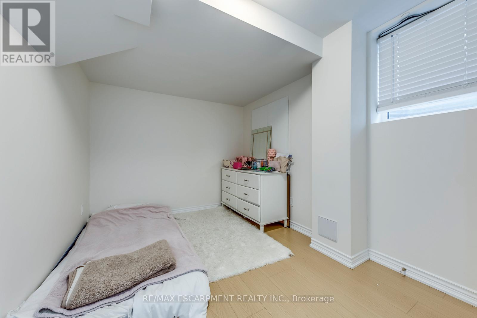 3937 Leonardo Street, Burlington, Ontario  L7M 0Z8 - Photo 42 - W13172630