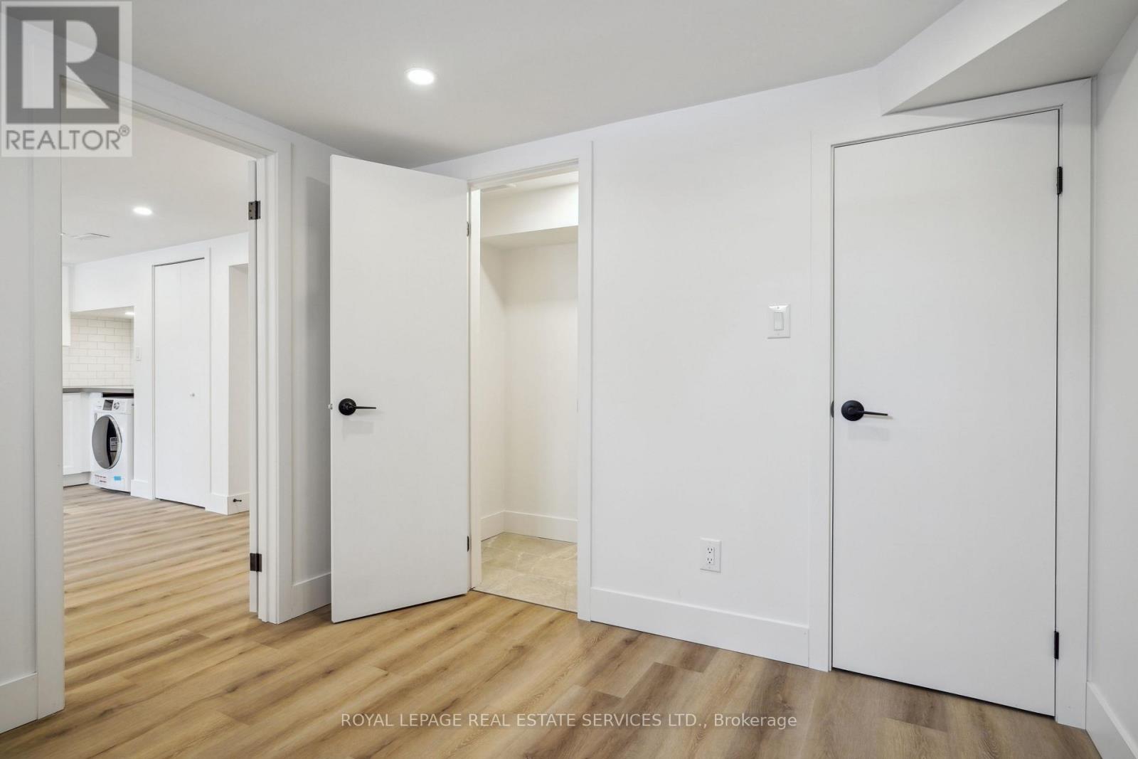 Suite A - 1 Yorkview Drive, Toronto, Ontario  M8Z 2E7 - Photo 12 - W13172632