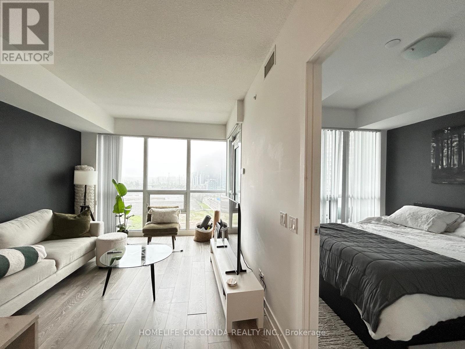 1208 - 2200 Lakeshore Boulevard W, Toronto, Ontario  M8V 1A4 - Photo 2 - W13172636