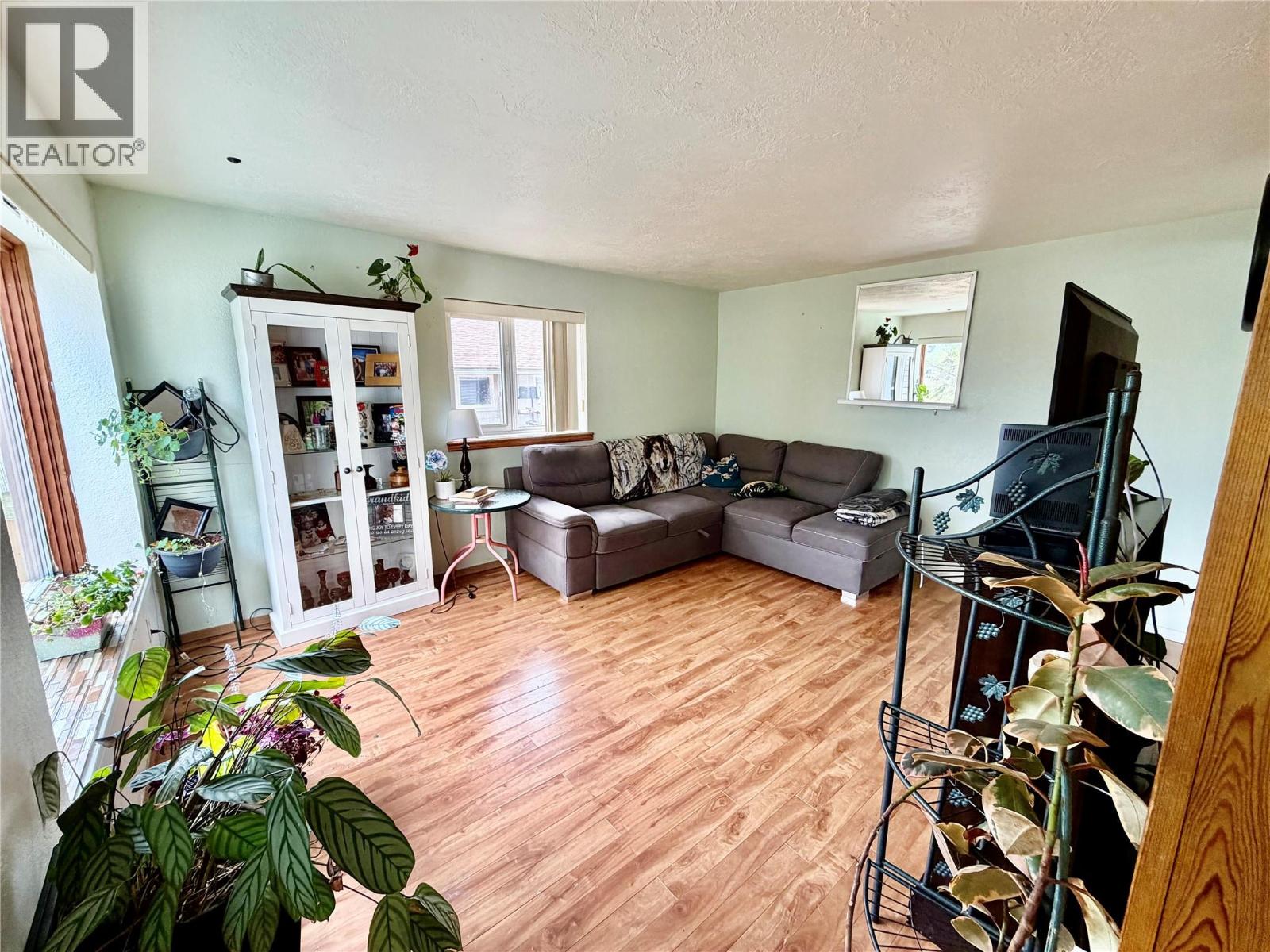 1501 107 Avenue, Dawson Creek, British Columbia  V1G 2R9 - Photo 4 - 10388885