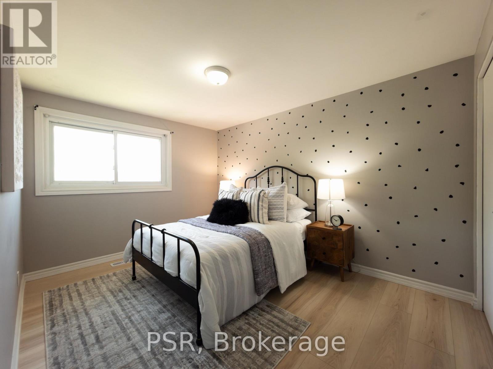 11 Elmsdale Drive, Kitchener, Ontario  N2E 1H7 - Photo 8 - X13172644