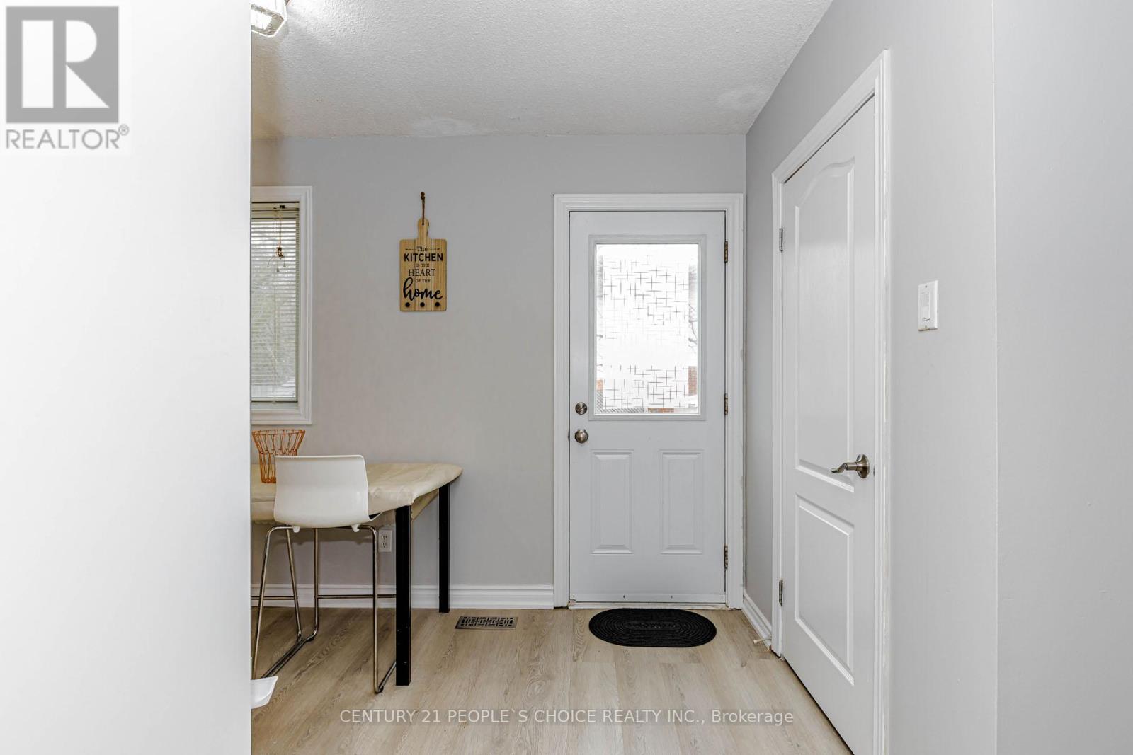 570b Glen Forrest Boulevard, Waterloo, Ontario  N2L 4J5 - Photo 12 - X13172650