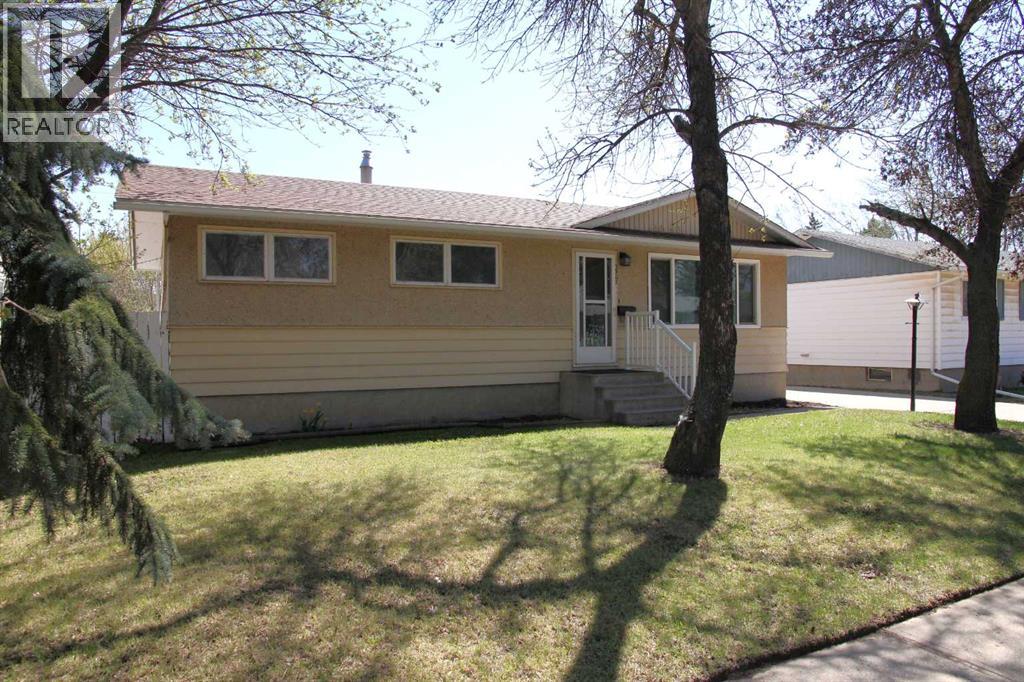 3907 49 Avenue, Lloydminster, Saskatchewan  S9V 0S1 - Photo 2 - A2313691