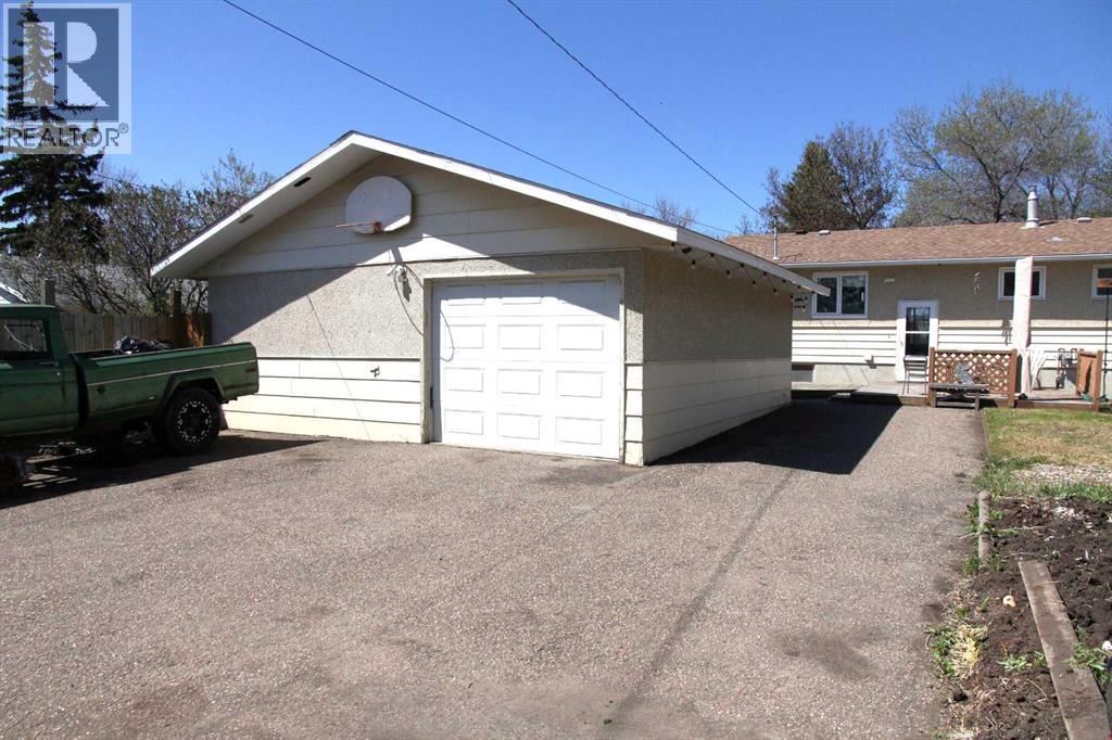 3907 49 Avenue, Lloydminster, Saskatchewan  S9V 0S1 - Photo 21 - A2313691