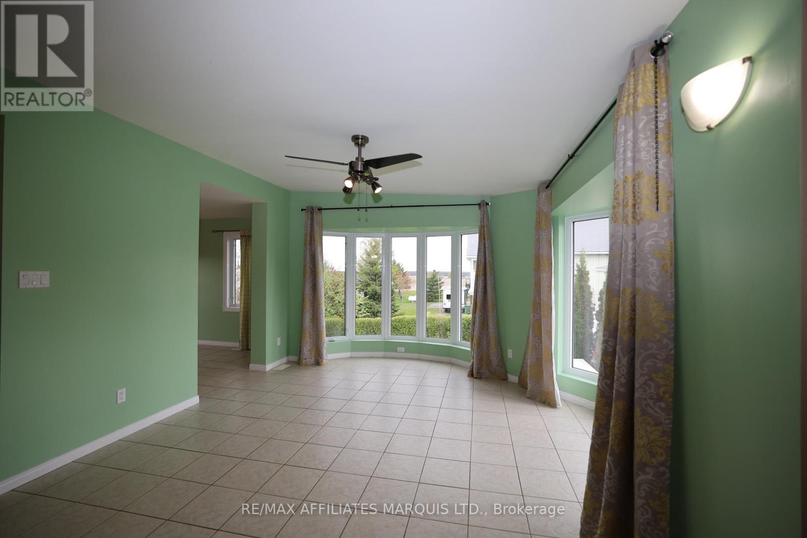 2054 Valley Street, North Stormont, Ontario K0C 1W0 - Photo 10 - X13142340