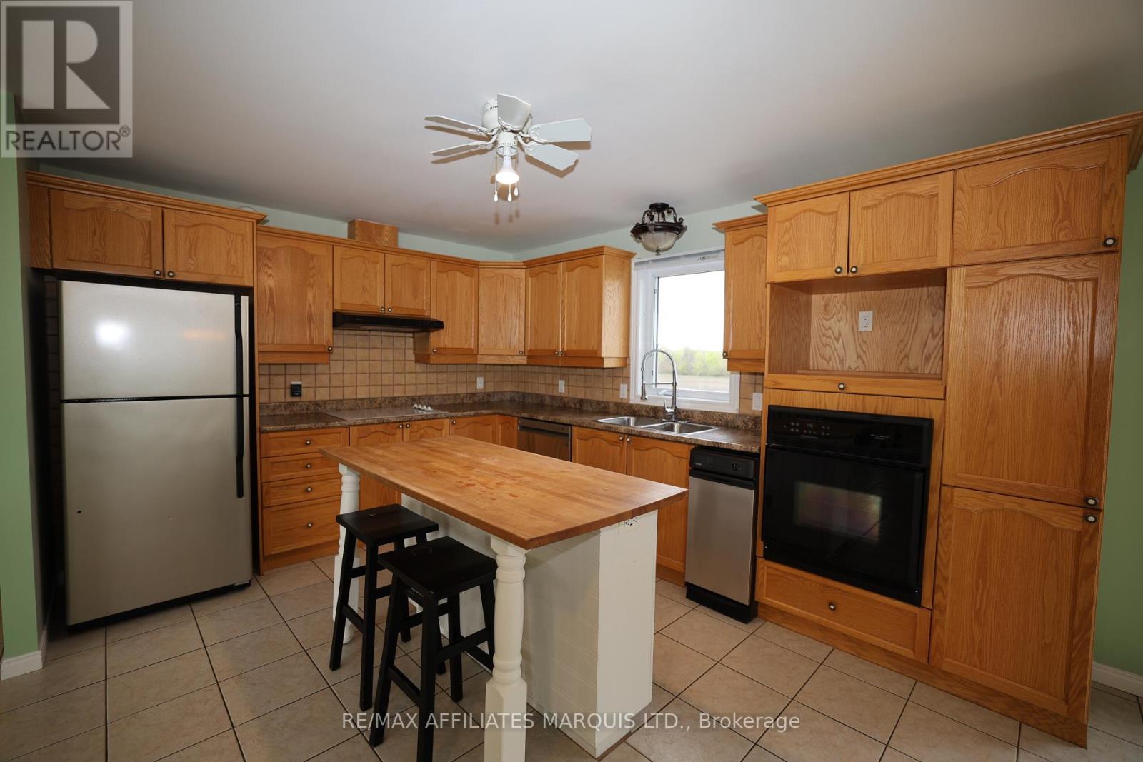 2054 Valley Street, North Stormont, Ontario K0C 1W0 - Photo 12 - X13142340