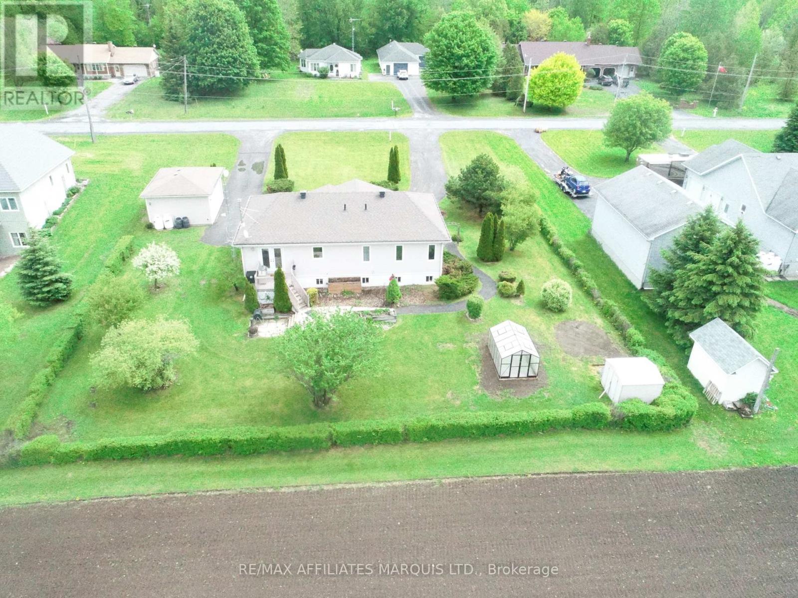 2054 Valley Street, North Stormont, Ontario K0C 1W0 - Photo 4 - X13142340