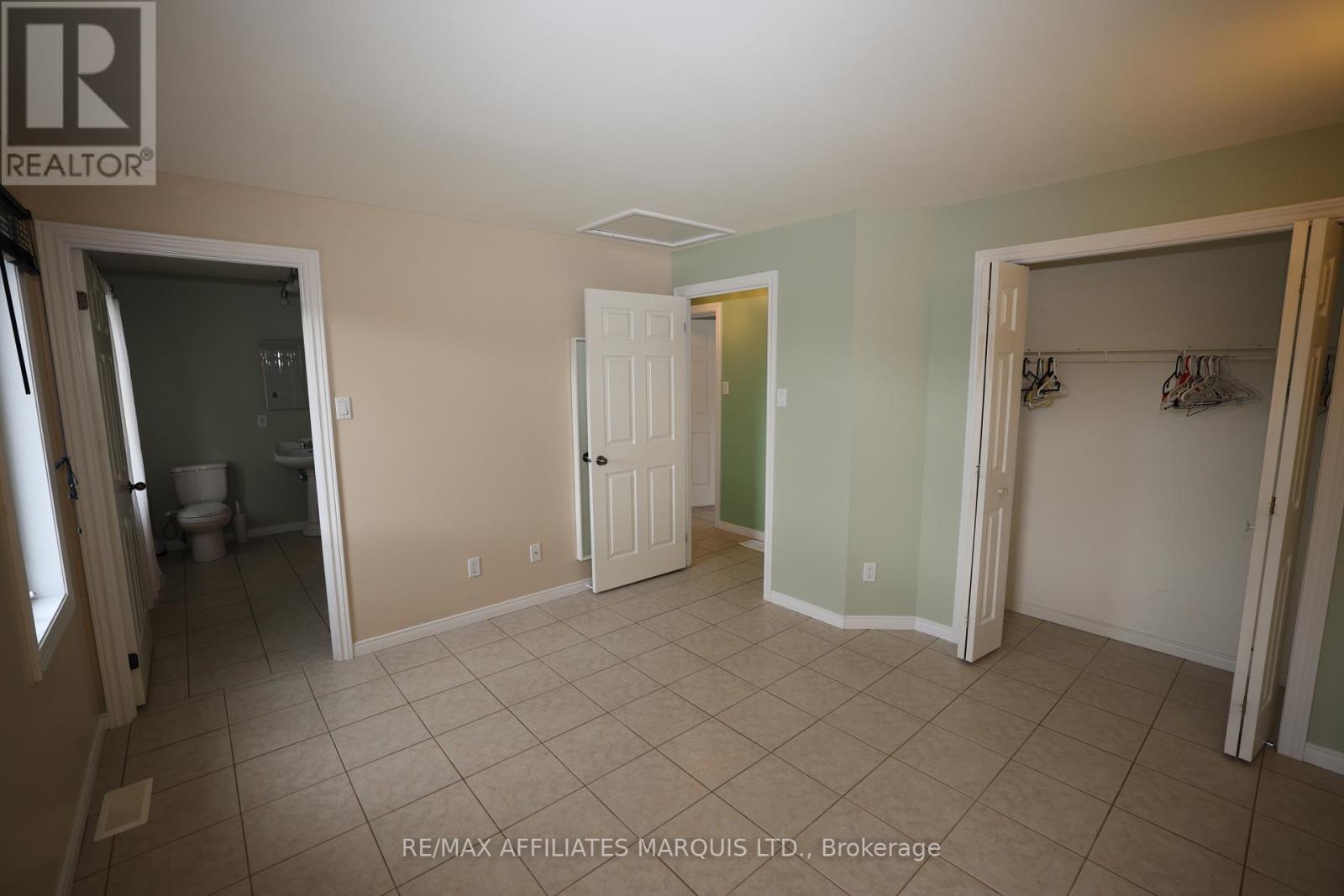 2054 Valley Street, North Stormont, Ontario K0C 1W0 - Photo 16 - X13142340