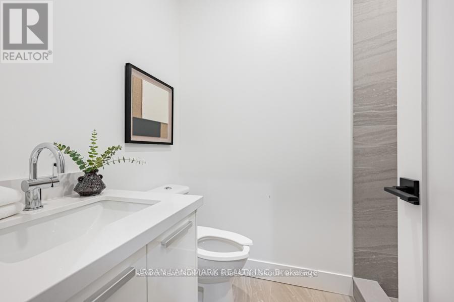 502 - 9 St Nicholas Street, Toronto, Ontario  M4Y 1W5 - Photo 8 - C13172678