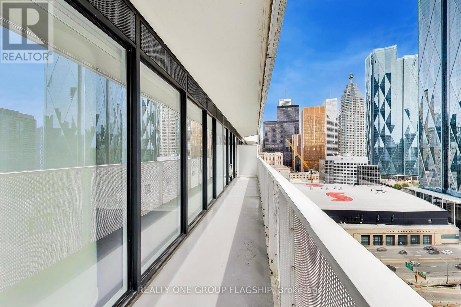 2107 - 88 Harbour Street, Toronto, Ontario  M5J 0C3 - Photo 21 - C13172682