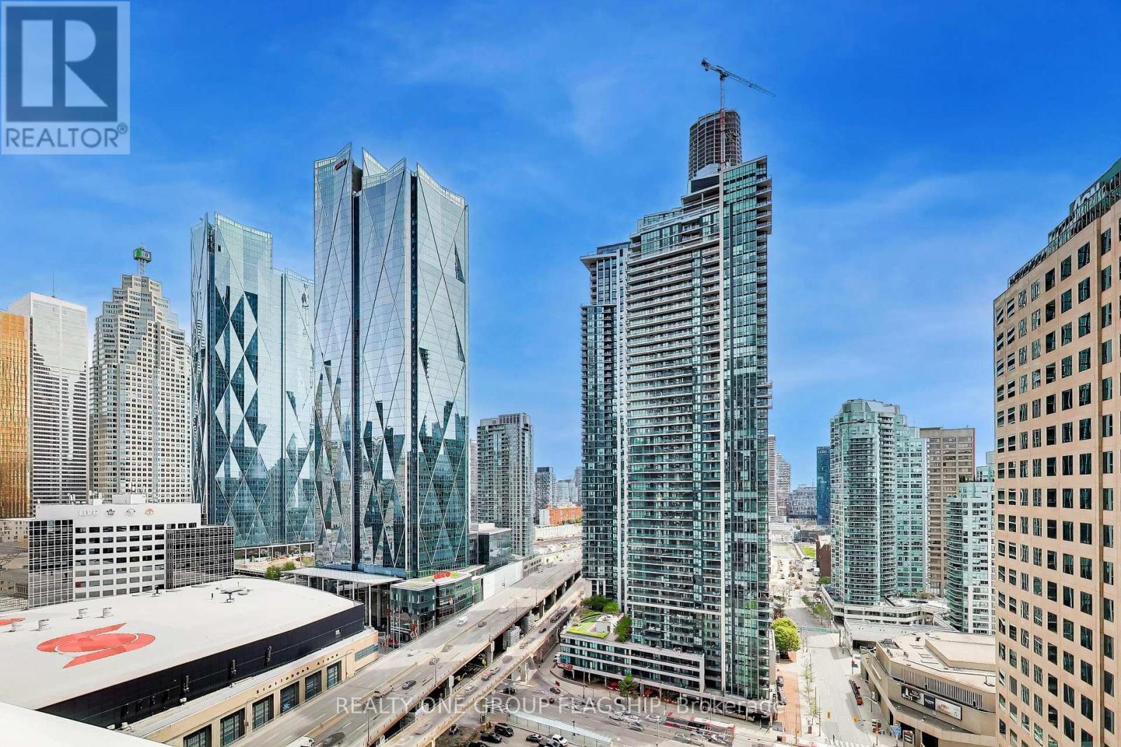2107 - 88 Harbour Street, Toronto, Ontario  M5J 0C3 - Photo 23 - C13172682