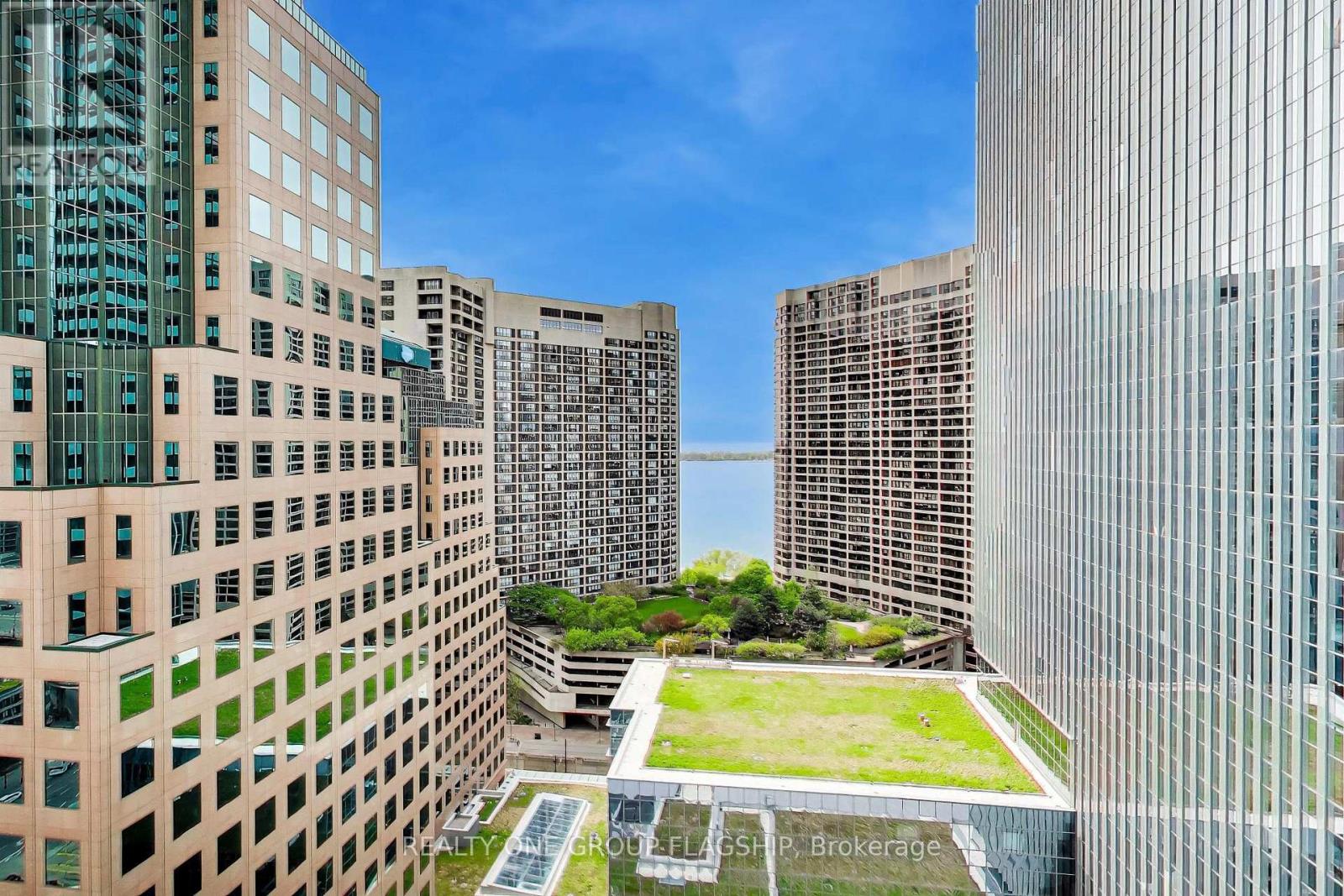 2107 - 88 Harbour Street, Toronto, Ontario  M5J 0C3 - Photo 24 - C13172682