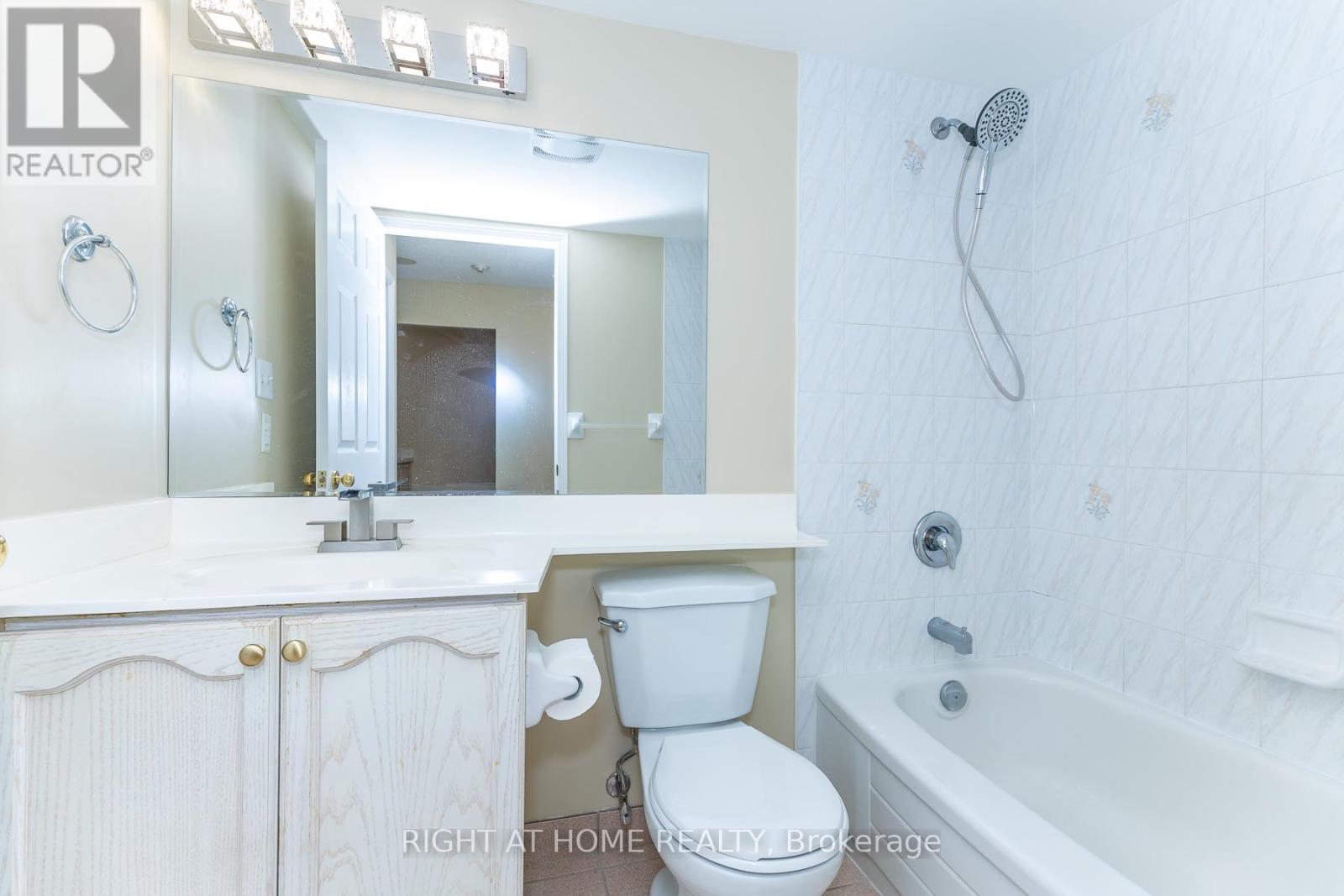 1706 - 3 Pemberton Avenue, Toronto, Ontario  M2M 4M1 - Photo 12 - C13159340