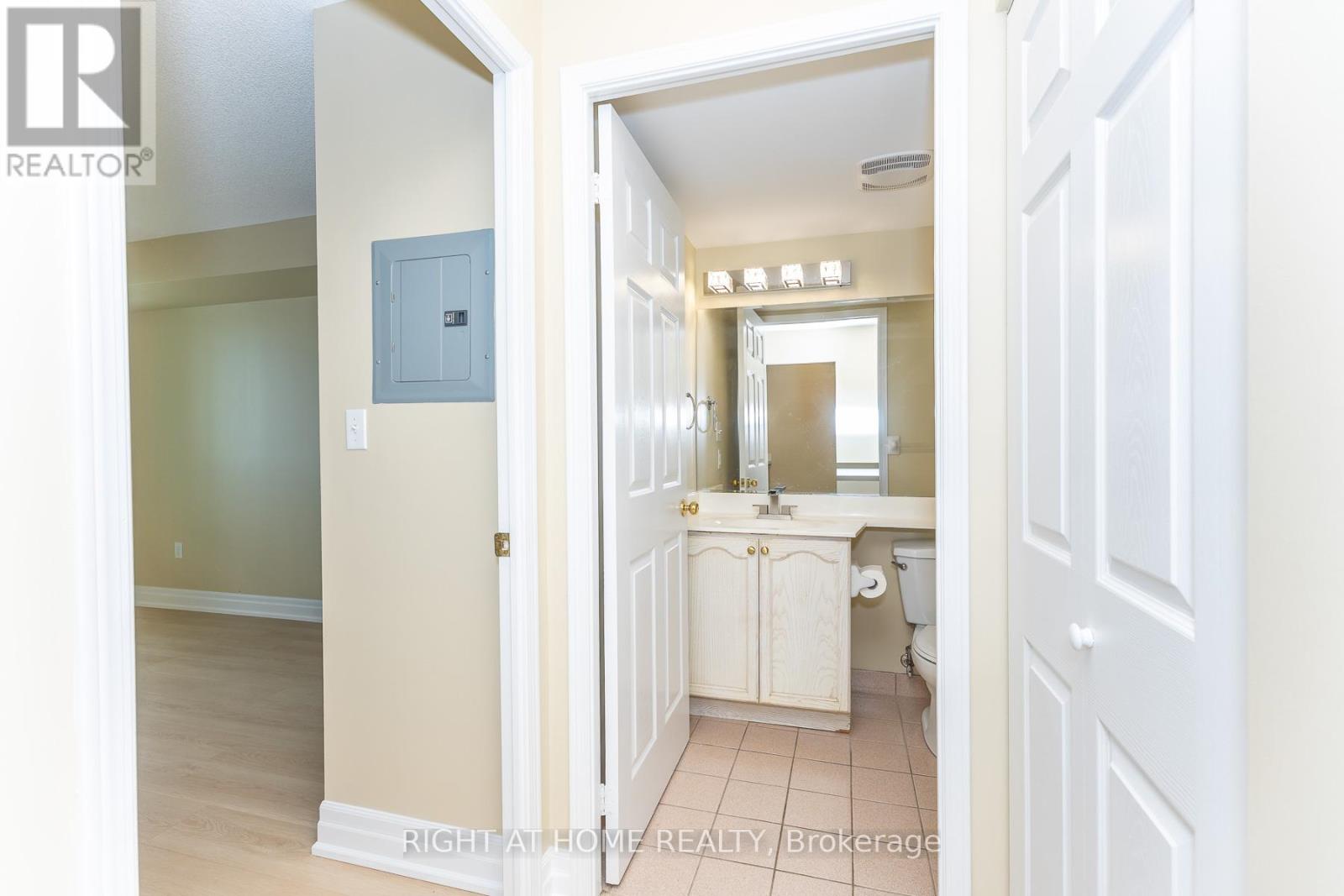 1706 - 3 Pemberton Avenue, Toronto, Ontario  M2M 4M1 - Photo 11 - C13159340