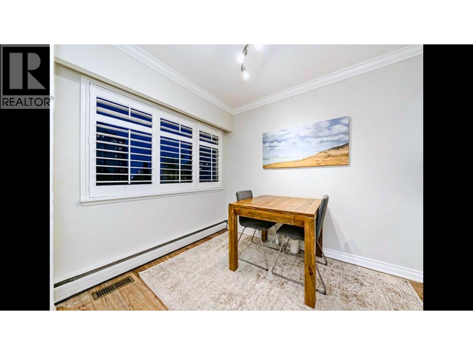 305 2430 Point Grey Road, Vancouver, British Columbia V6K 1A2 - Photo 11 - R3125102