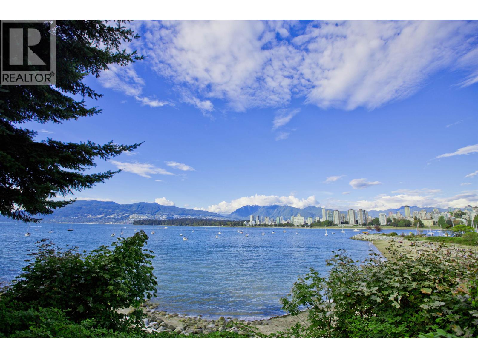 305 2430 Point Grey Road, Vancouver, British Columbia V6K 1A2 - Photo 18 - R3125102