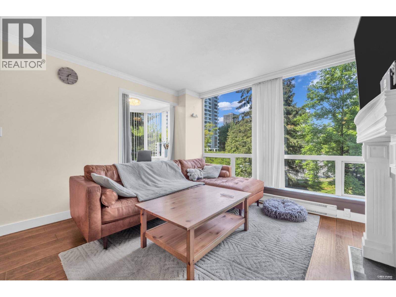 505 9633 Manchester Drive, Burnaby, British Columbia  V3N 4Y9 - Photo 2 - R3127867