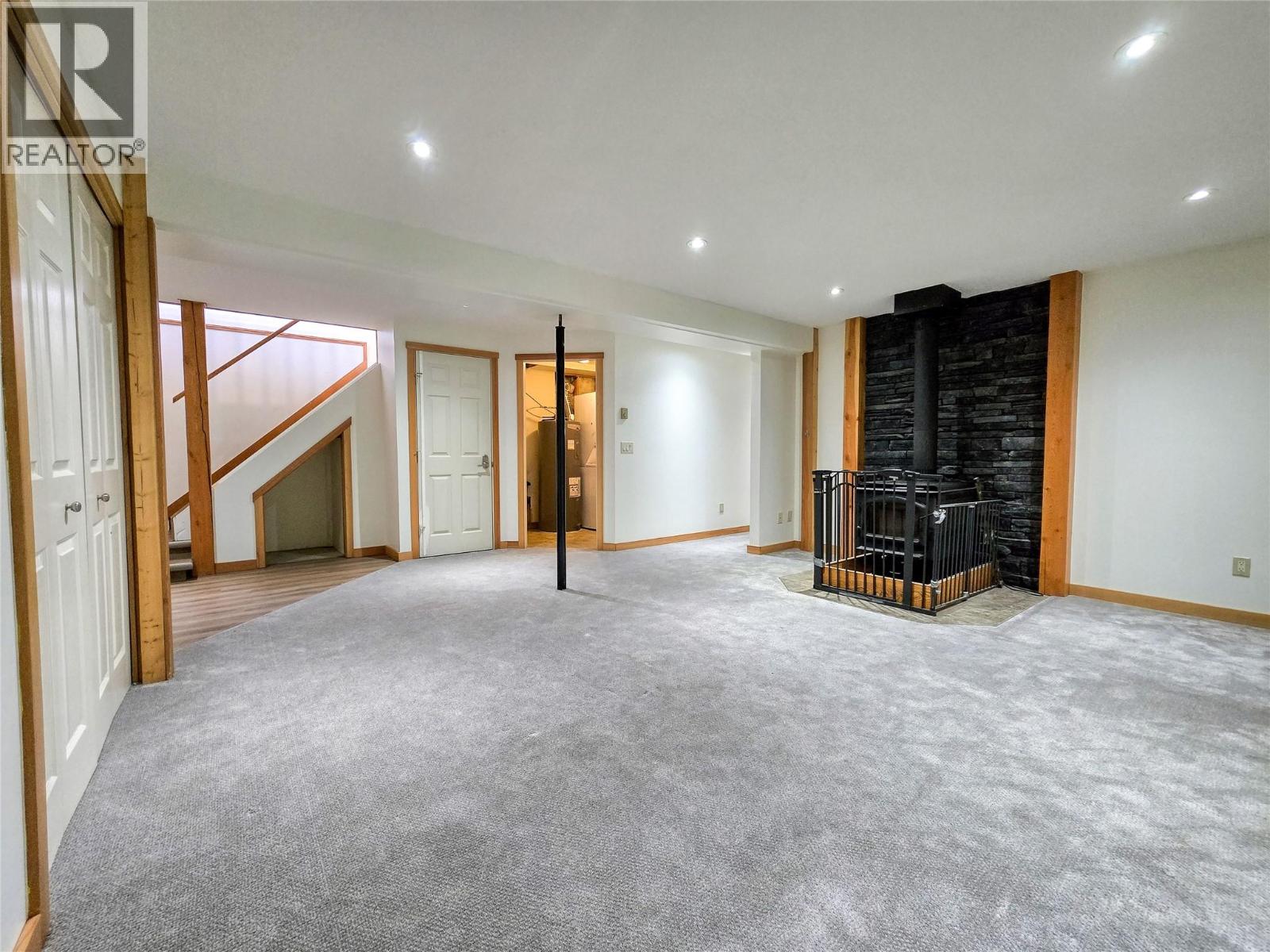 1502 10th Avenue, Invermere, British Columbia  v0a 1k0 - Photo 42 - 10382138