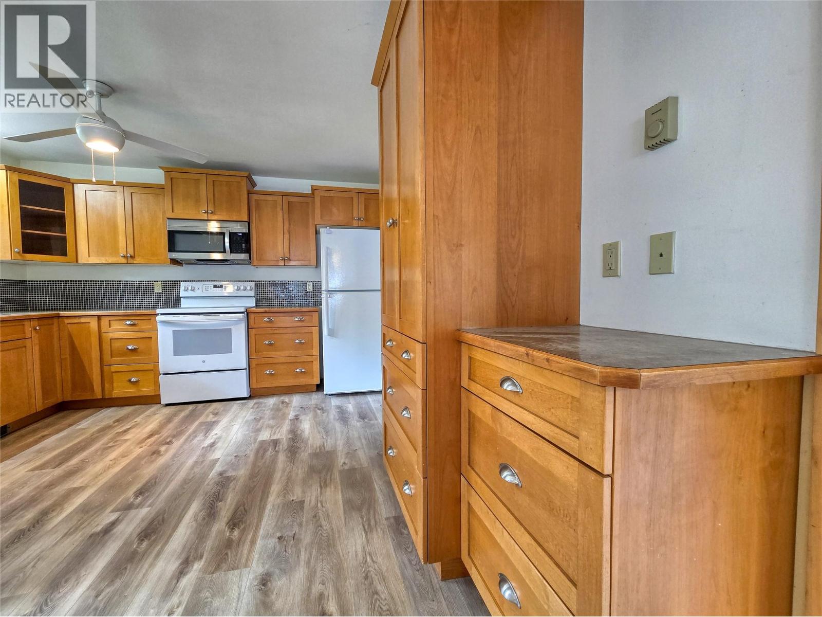 1502 10th Avenue, Invermere, British Columbia  v0a 1k0 - Photo 55 - 10382138