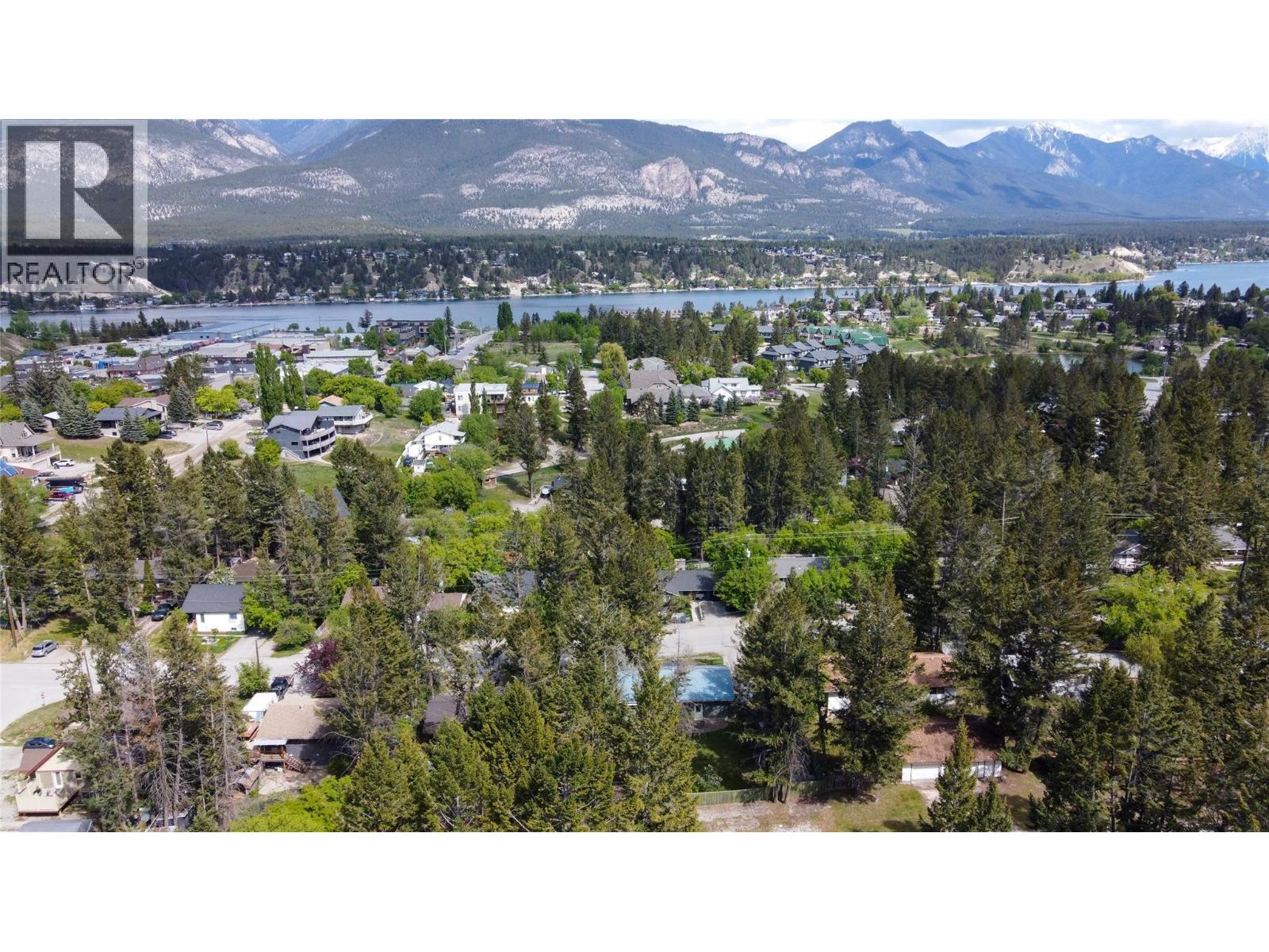 1502 10th Avenue, Invermere, British Columbia  v0a 1k0 - Photo 37 - 10382138