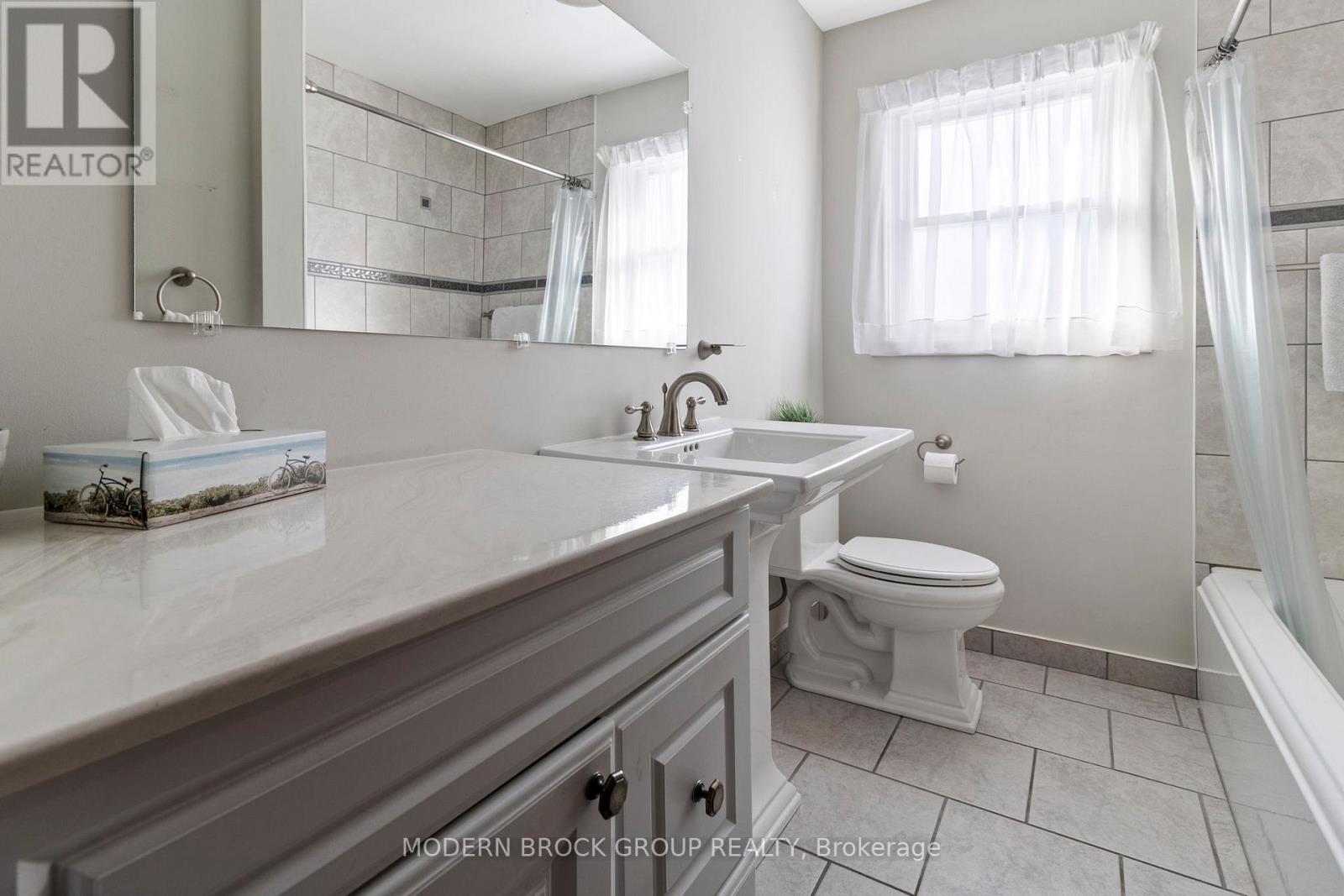 2 Woodlawn Place, Brockville, Ontario  K6V 2Z2 - Photo 30 - X12659206