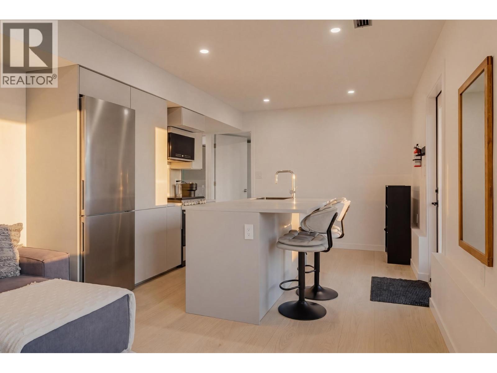 2221 Bowser Avenue, North Vancouver, British Columbia  V7P 2Z1 - Photo 30 - R3127845