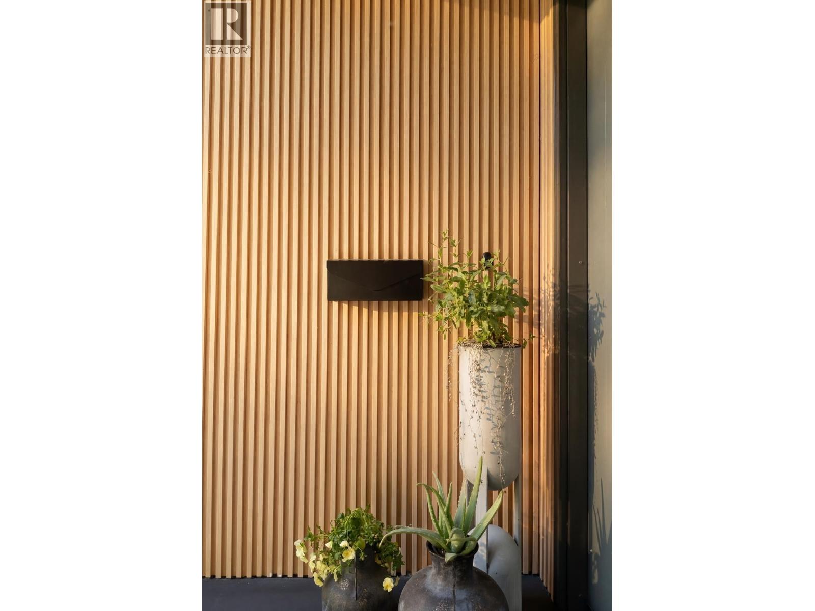 2221 Bowser Avenue, North Vancouver, British Columbia  V7P 2Z1 - Photo 34 - R3127845