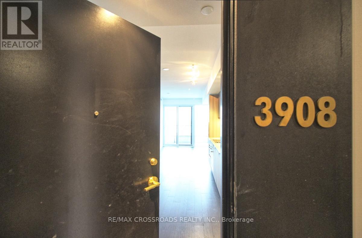 3908 - 85 Wood Street, Toronto, Ontario  M4Y 0E8 - Photo 3 - C13172744