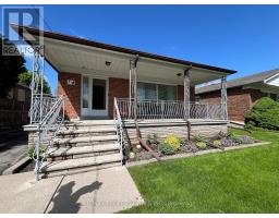 4 VAUXHALL DRIVE, Toronto, Ontario