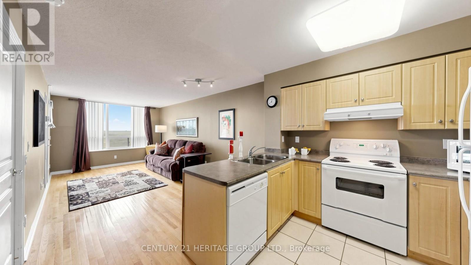 707 - 9 Northern Hts Drive, Richmond Hill, Ontario  L4B 4M5 - Photo 15 - N13172738