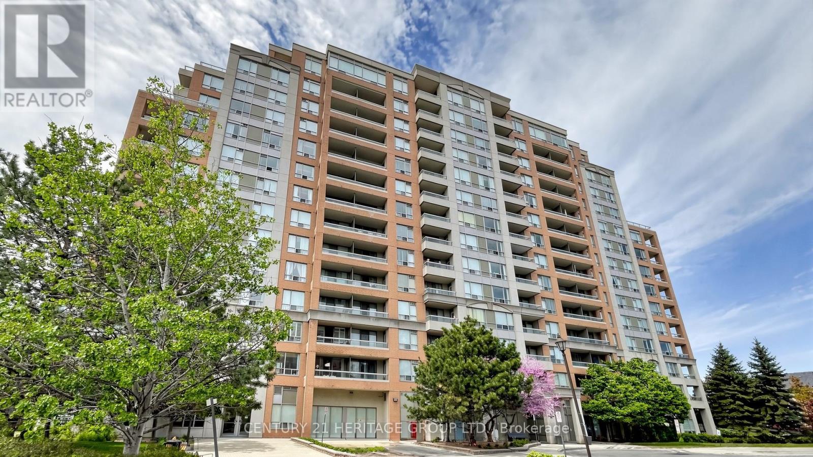 707 - 9 Northern Hts Drive, Richmond Hill, Ontario  L4B 4M5 - Photo 2 - N13172738