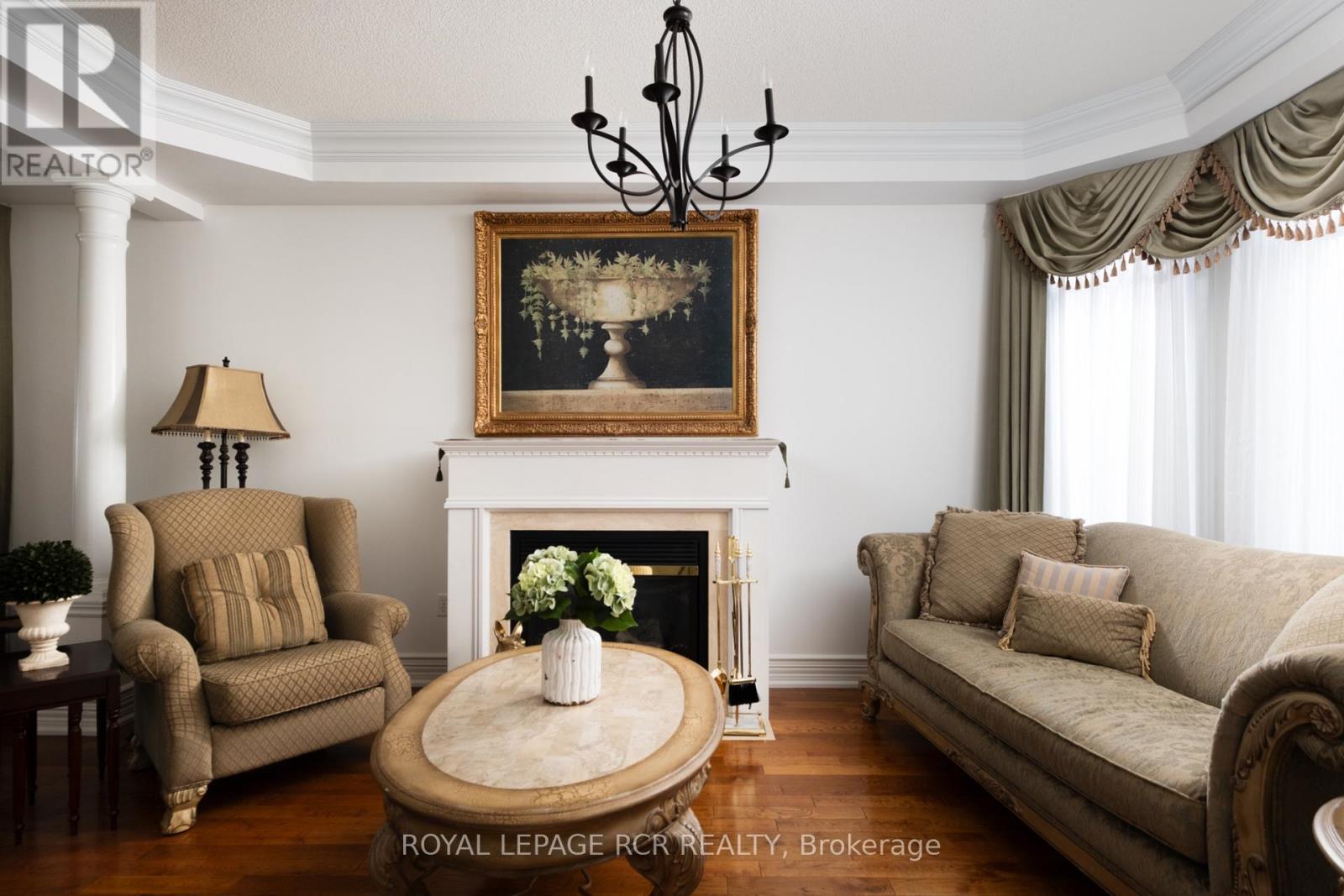 32 Dokkum Crescent, Brampton, Ontario  L6Z 0E2 - Photo 3 - W13172712