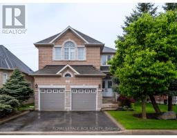 32 DOKKUM CRESCENT, Brampton, Ontario
