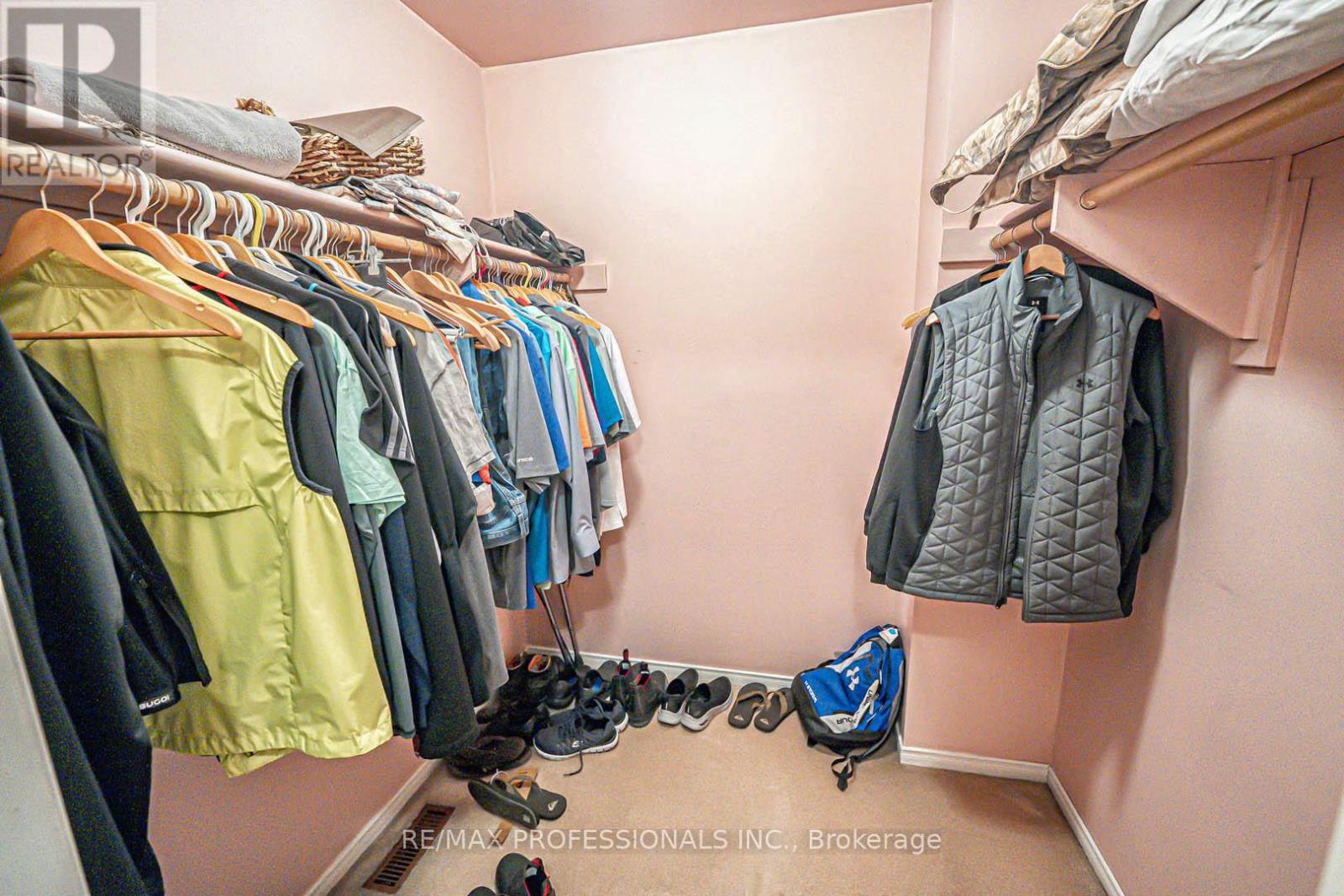 3953 Selkirk Place, Mississauga, Ontario  L5L 3L5 - Photo 22 - W13172718