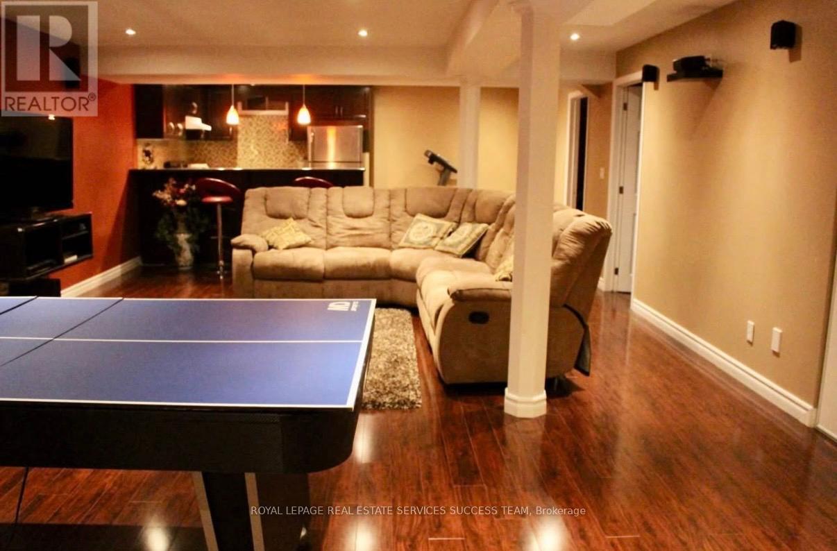 19 Lyndbrook (Basement) Crescent, Brampton, Ontario  L6P 2P1 - Photo 6 - W13172734