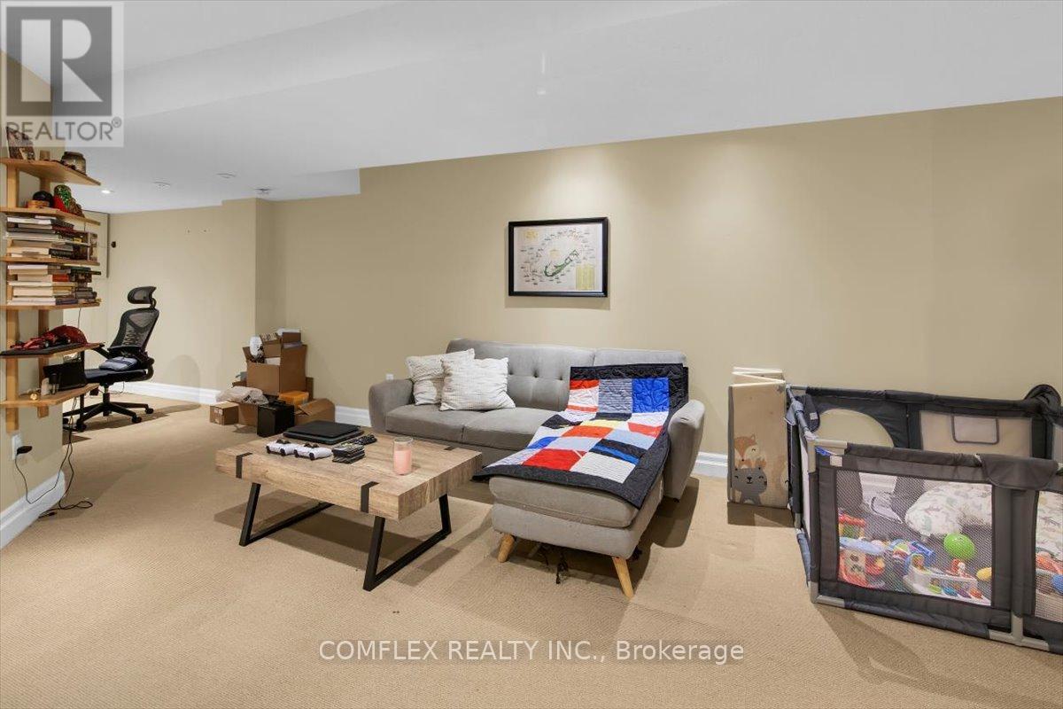 4417 Vallence Drive, Burlington, Ontario  L7L 6J7 - Photo 31 - W13172742