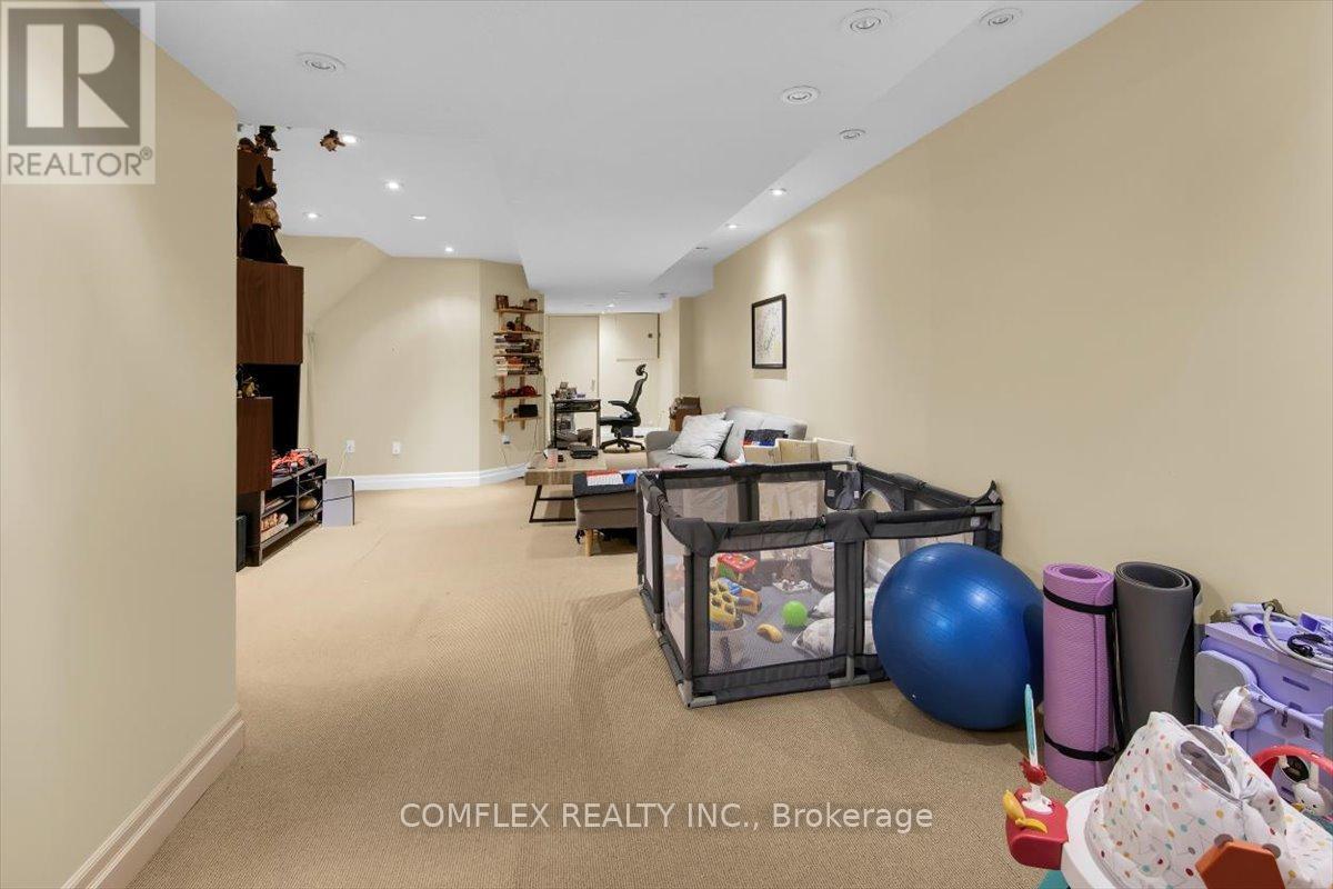 4417 Vallence Drive, Burlington, Ontario  L7L 6J7 - Photo 36 - W13172742