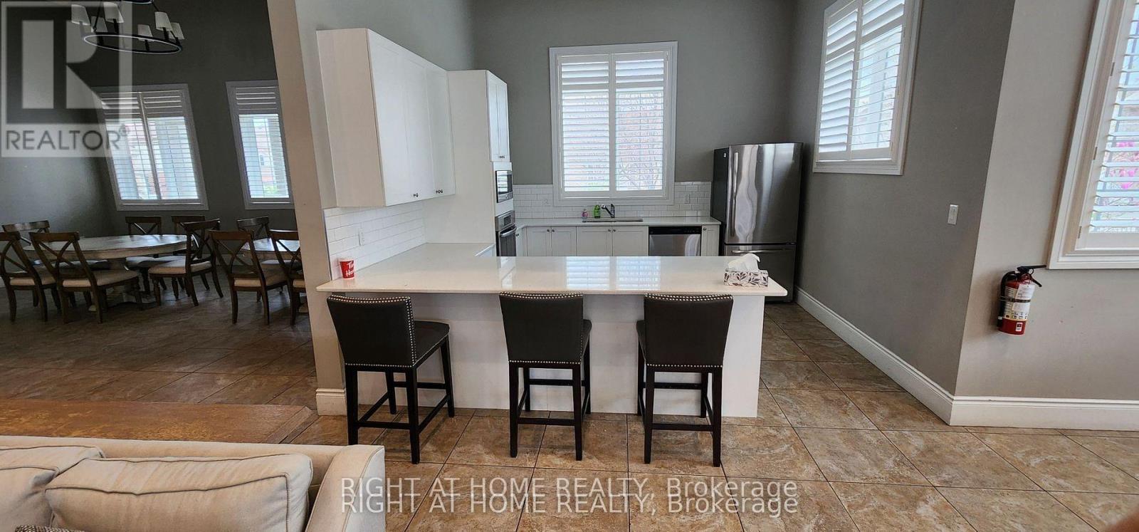 404 - 1460 Main Street E, Milton, Ontario L9T 8W5 - Photo 26 - W13172746