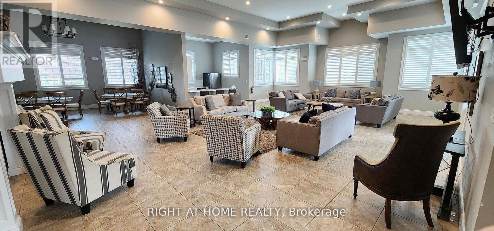 404 - 1460 Main Street E, Milton, Ontario L9T 8W5 - Photo 28 - W13172746