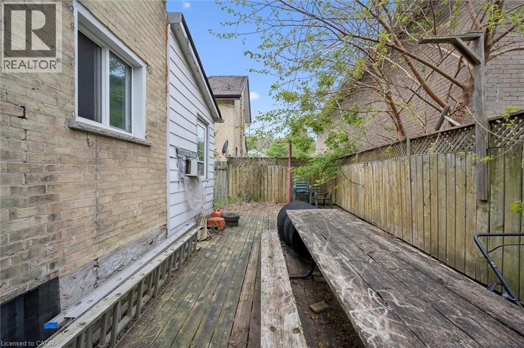 30 Blair Road, Cambridge, Ontario  N1S 2H6 - Photo 4 - 40831268