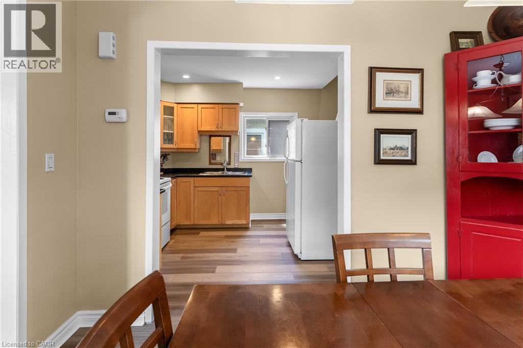 17 Moote Street, St. Catharines, Ontario  L2N 1B3 - Photo 11 - 40832373