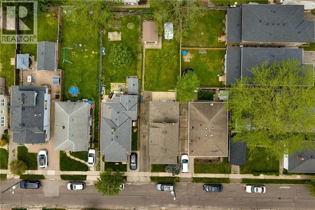 17 Moote Street, St. Catharines, Ontario  L2N 1B3 - Photo 42 - 40832373