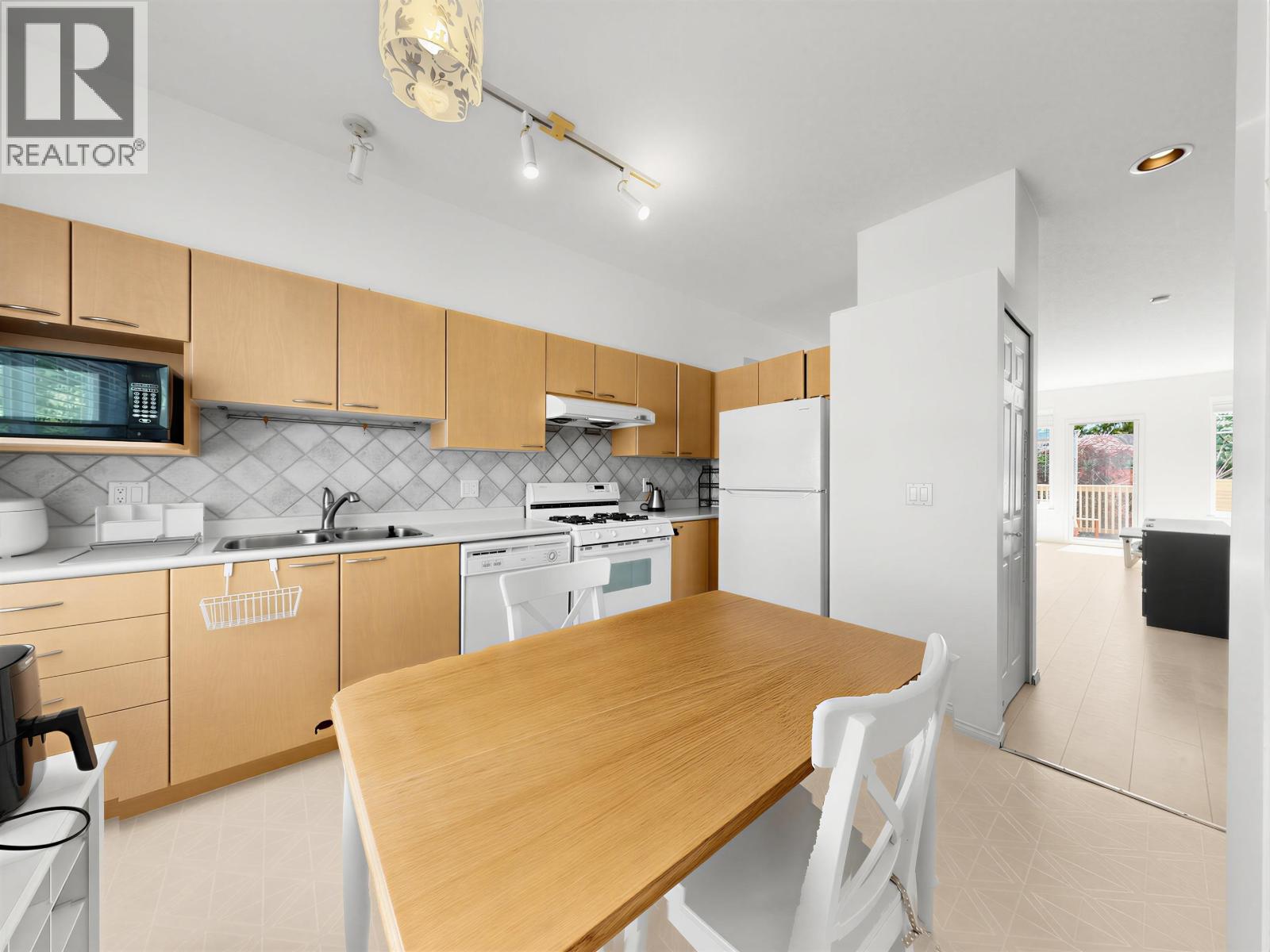61 3711 Robson Court, Richmond, British Columbia  V7C 5T8 - Photo 5 - R3127752